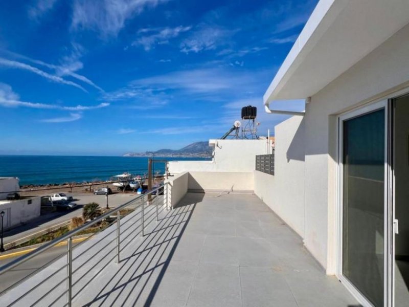 Ierapetra MIT VIDEO! Kreta, Ierapetra: Neu renoviertes Apartmenthaus mit 2 Wohnungen in der Nähe des Hafens zu verkaufen Wohnung kaufen